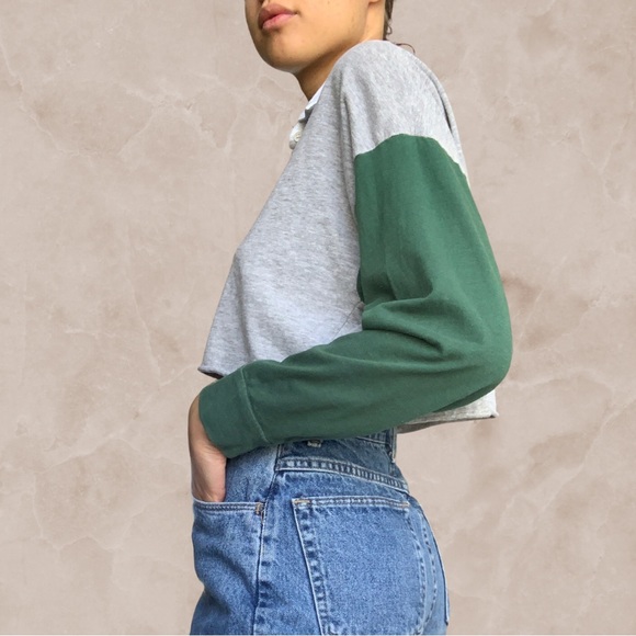 Color Block Cropped Long Sleeve Shirt With Collar - Picture 3 of 4